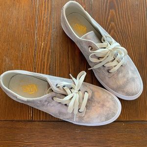 AUTHENTIC Vans Ladies 9.5 Pewter Color